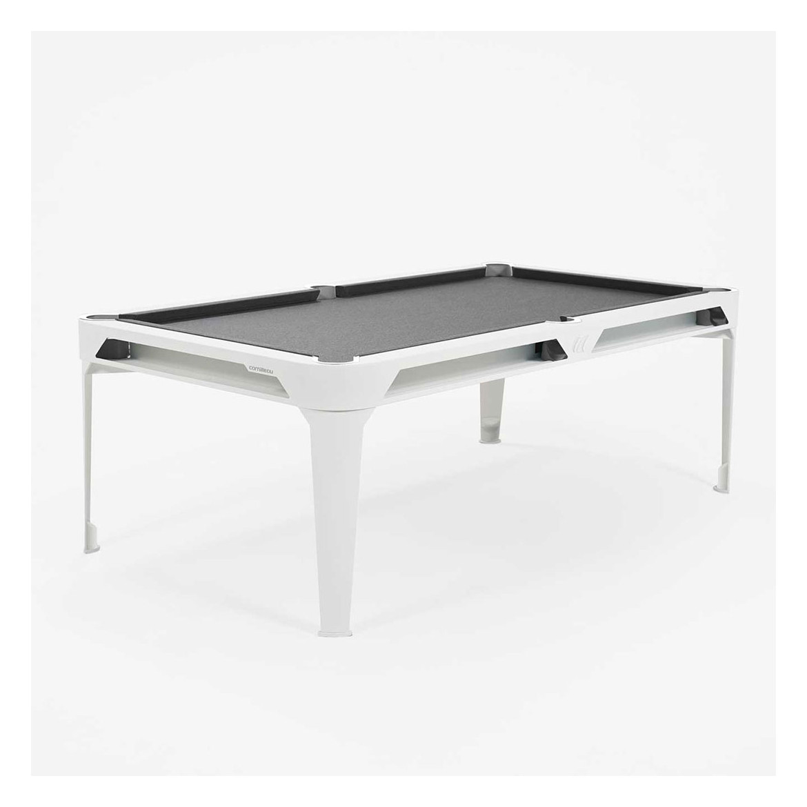 HYPHEN OUTDOOR POOLTAFEL